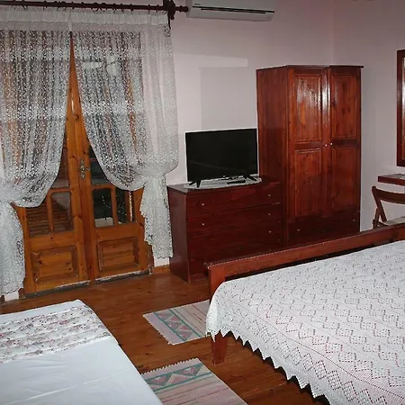 Olga Apartment *